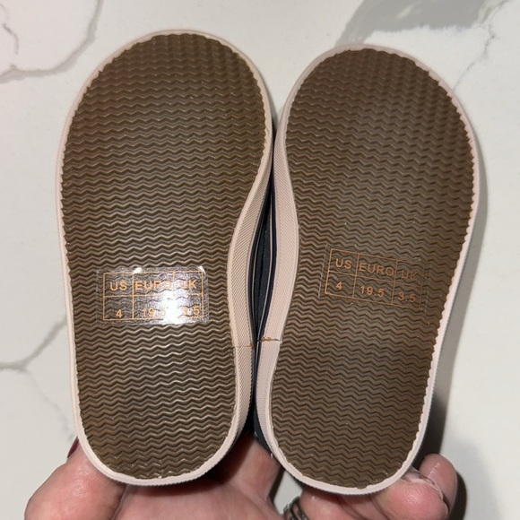 Cole Haan Boys Slip On Boat Shoes Navy 4 - Picture 2 of 2